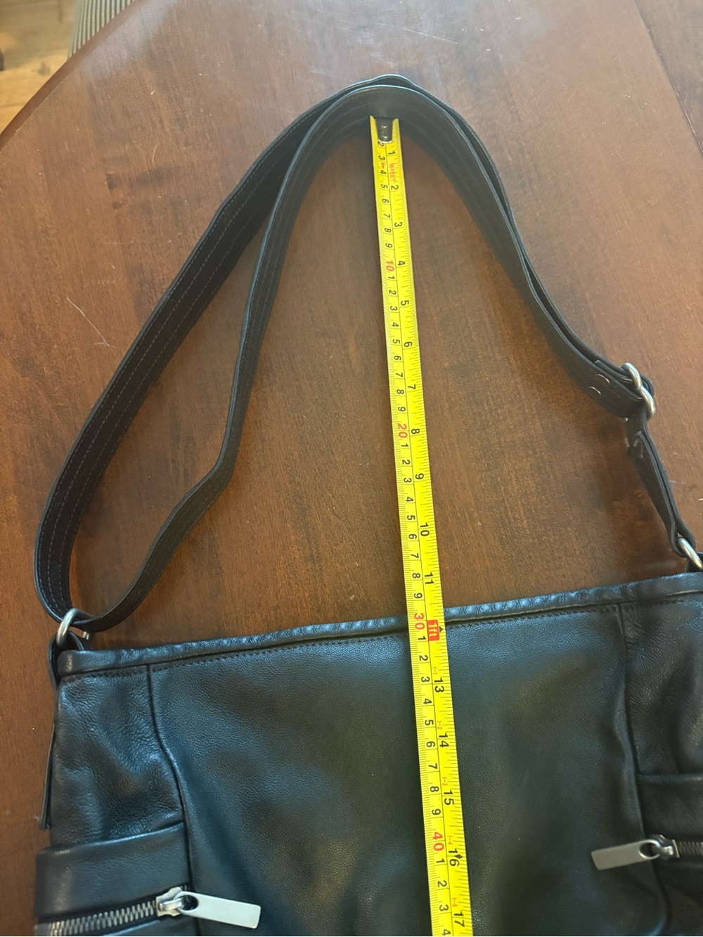 Rough & Tumble Leather Shoulder Bag in meticulous condition! - Picture 6 of 12